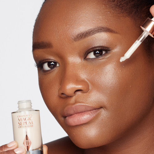 CHARLOTTE TILBURY - MAGIC SERUM CRYSTAL ELIXIR -
30ml